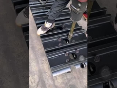 コマツー サニー ドーサン ヒタチ コベルコ ヒュンダイ カッター ヒュンダイ 掘削機 トラックチェーン組立