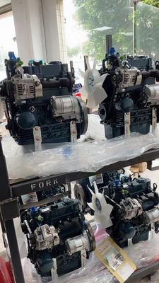 D782, D782-ET05_CN4 クボタ掘削機用ディーゼルエンジン